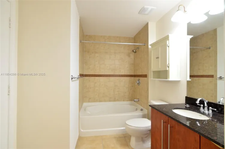 Toscano #426N image #17