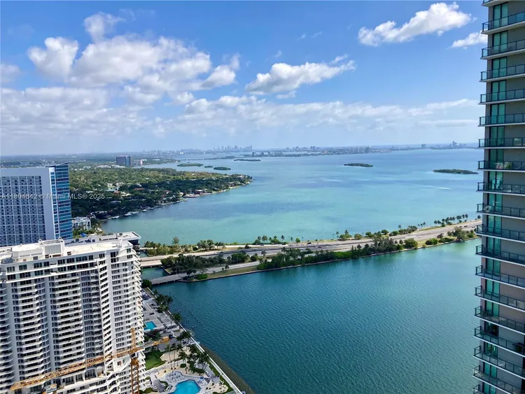 Paraiso Bay #4408 image #15