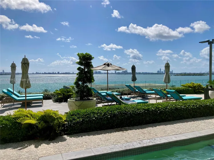 Paraiso Bay #4408 image #16