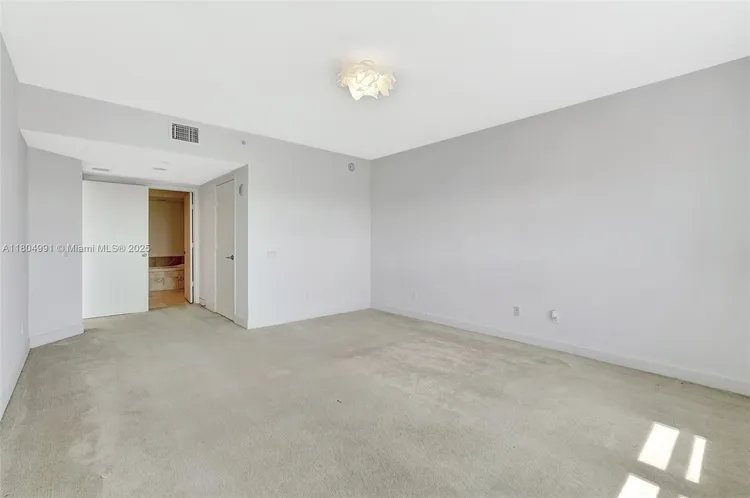 One Fifty One At Biscayne #1406 image #29