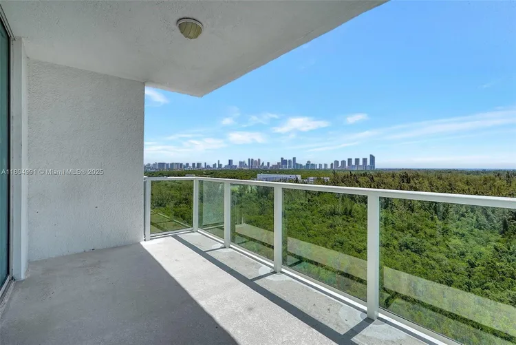 One Fifty One At Biscayne #1406 image #34