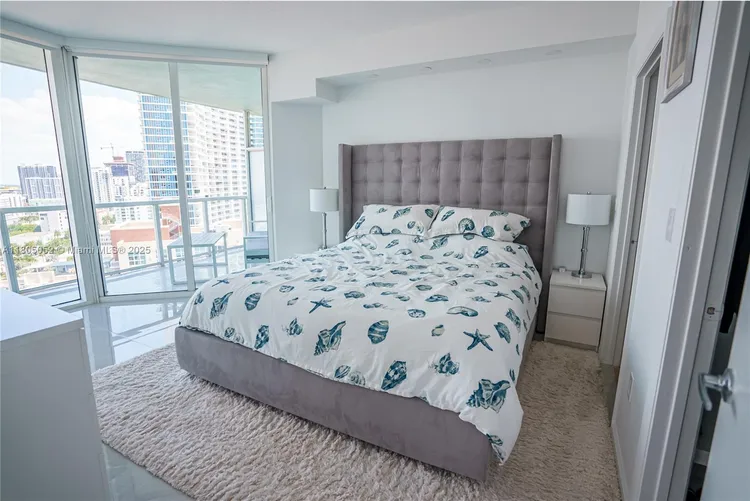 Quantum on the Bay #1918 image #10