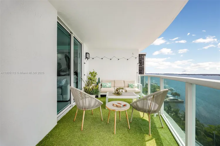 Skyline On Brickell #807 image #13