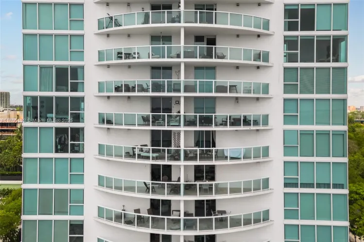 Skyline On Brickell #807 image #25