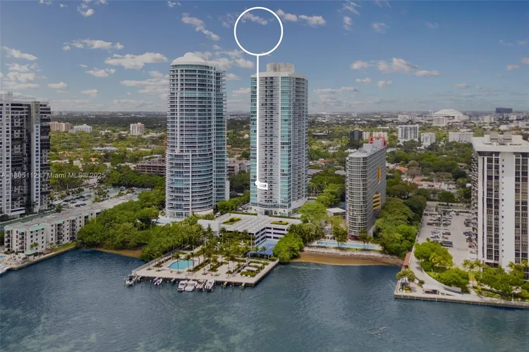 Skyline On Brickell #807 image #32