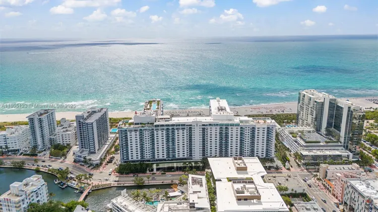 Roney Palace #1410 image #21