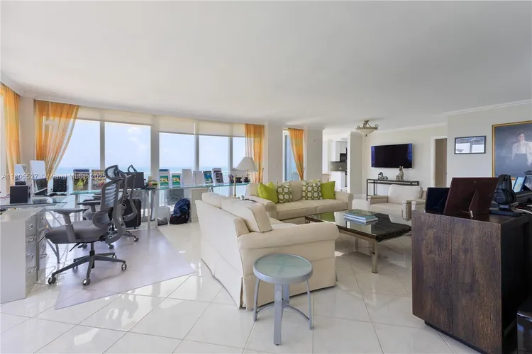 Casa del Mar #13H image #23