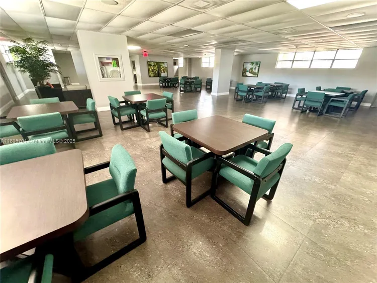 200 Leslie Condo #817 image #50