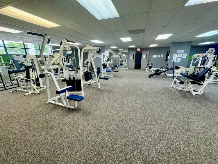 200 Leslie Condo #817 image #55