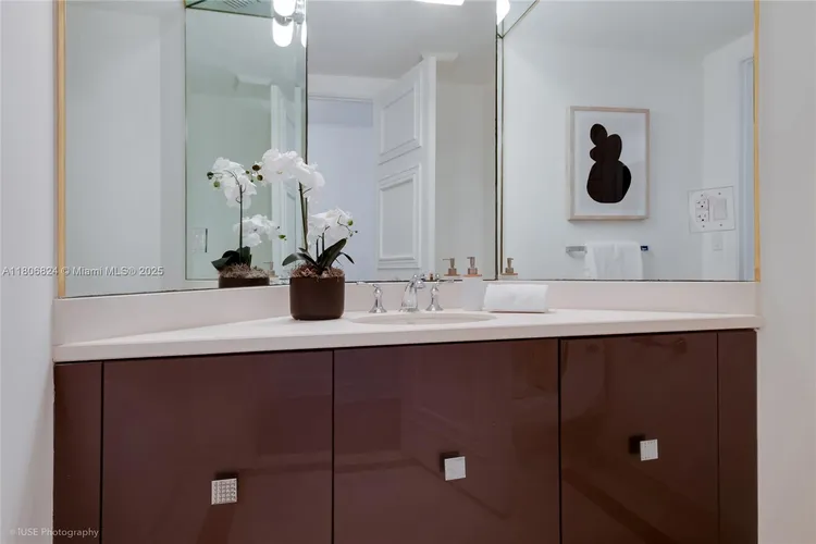 Padua Condo Deering Bay #231 image #14