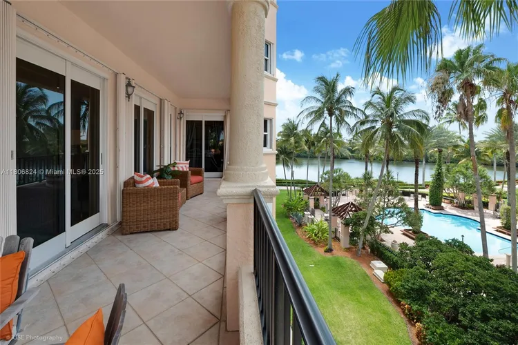 Padua Condo Deering Bay #231 image #16
