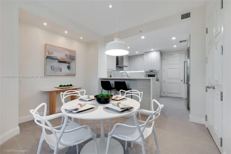 Padua Condo Deering Bay #231 image #7