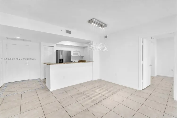 Turnberry on the Green #607 image #20