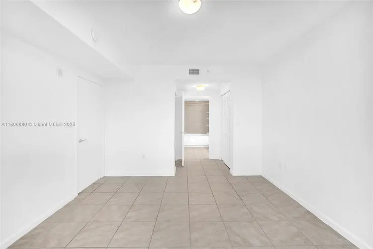 Turnberry on the Green #607 image #23