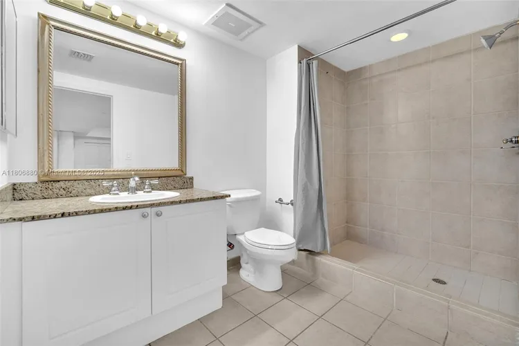 Turnberry on the Green #607 image #25