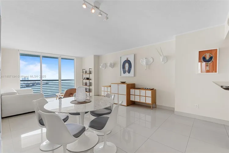 One Miami #3926 image #10