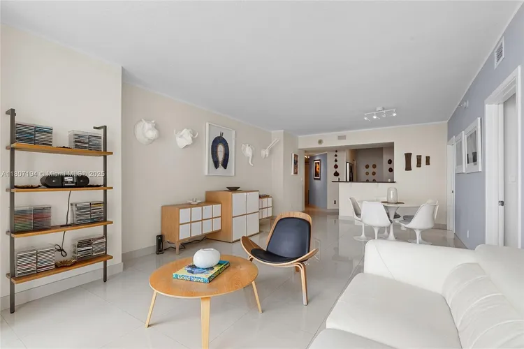 One Miami #3926 image #16