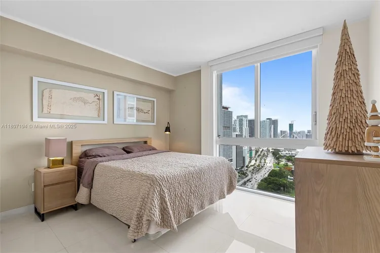 One Miami #3926 image #24