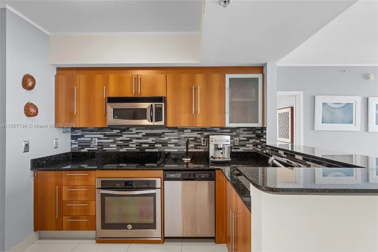 One Miami #3926 image #6