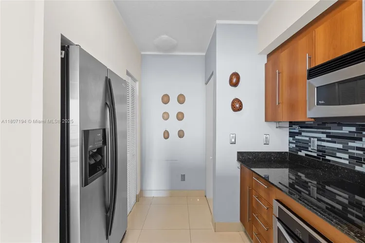 One Miami #3926 image #8