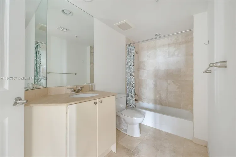 Duo Condo #1607W image #13