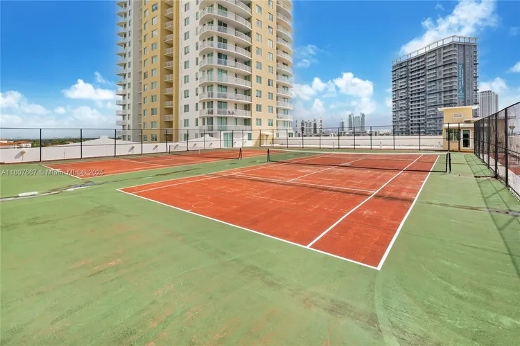 Duo Condo #1607W image #17