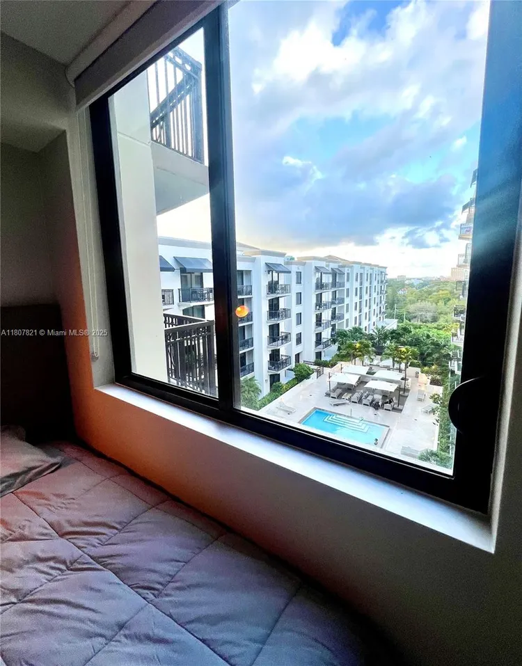 Merrick Manor #810 image #16