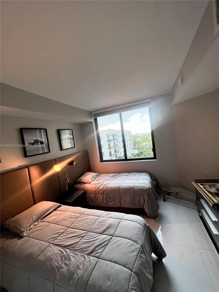 Merrick Manor #810 image #17