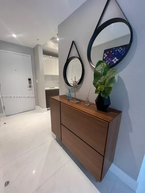 Merrick Manor #810 image #23