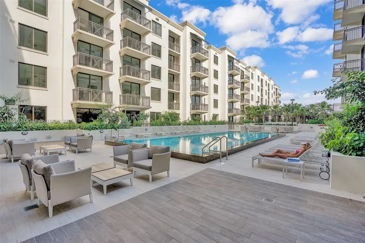 Merrick Manor #810 image #26