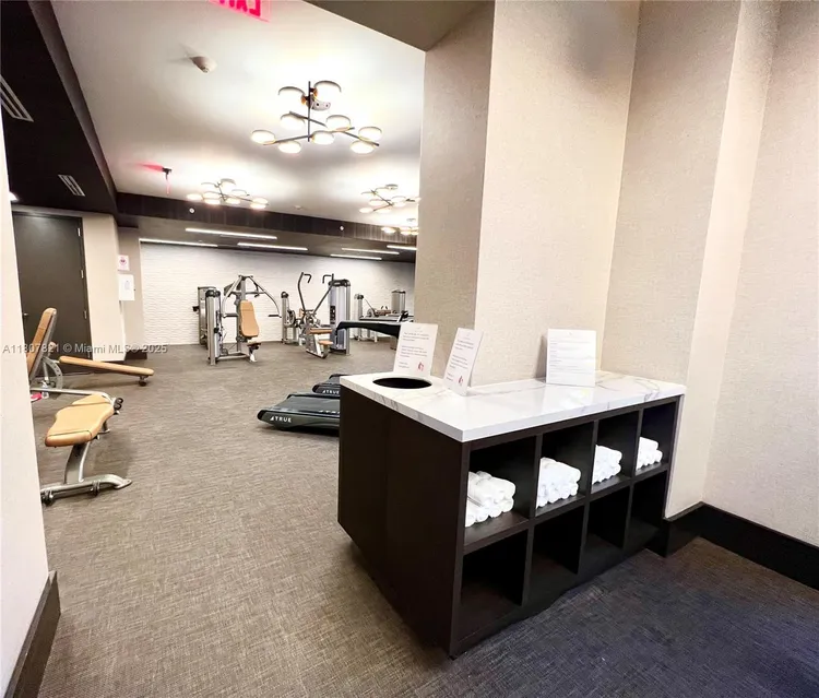 Merrick Manor #810 image #28