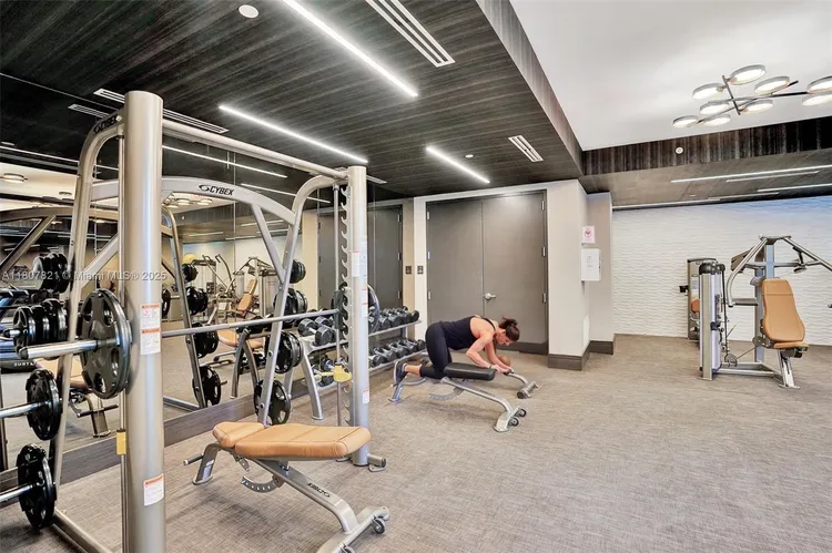 Merrick Manor #810 image #29