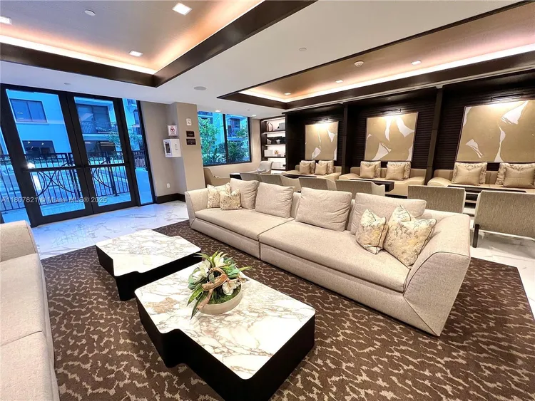 Merrick Manor #810 image #33