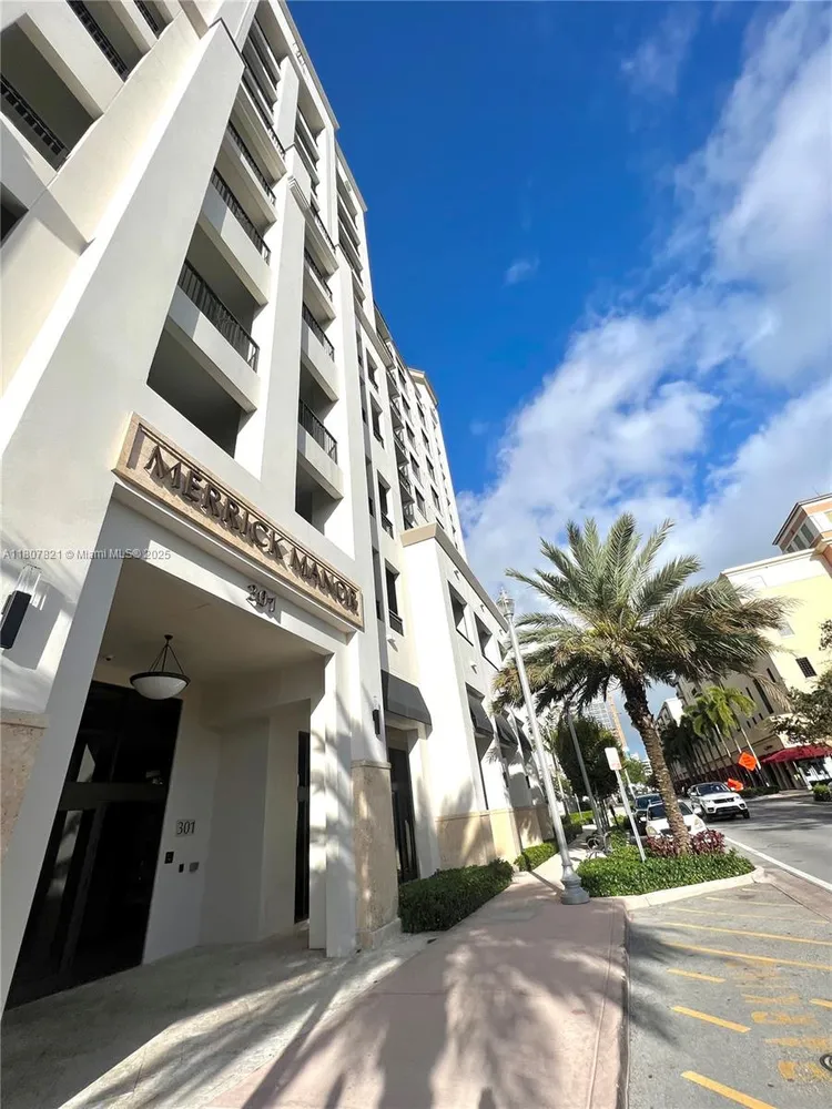 Merrick Manor #810 image #38