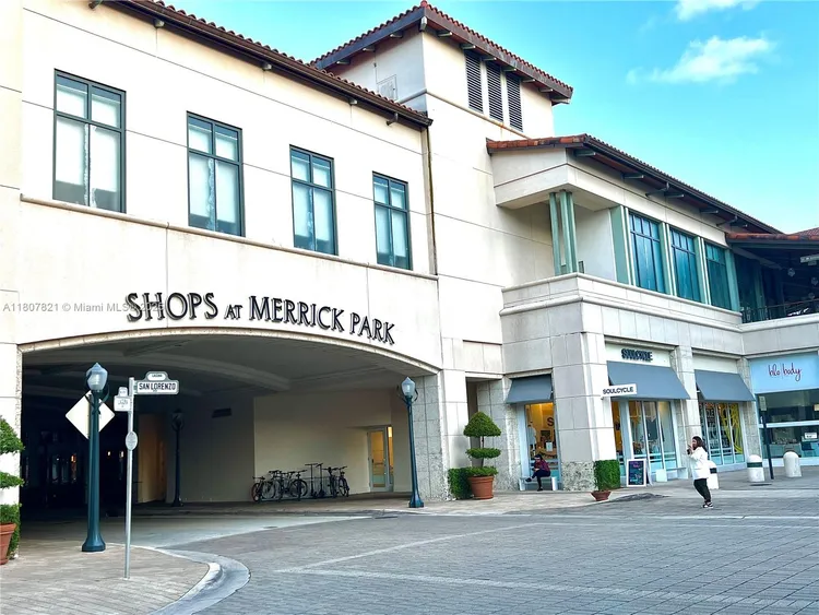 Merrick Manor #810 image #40