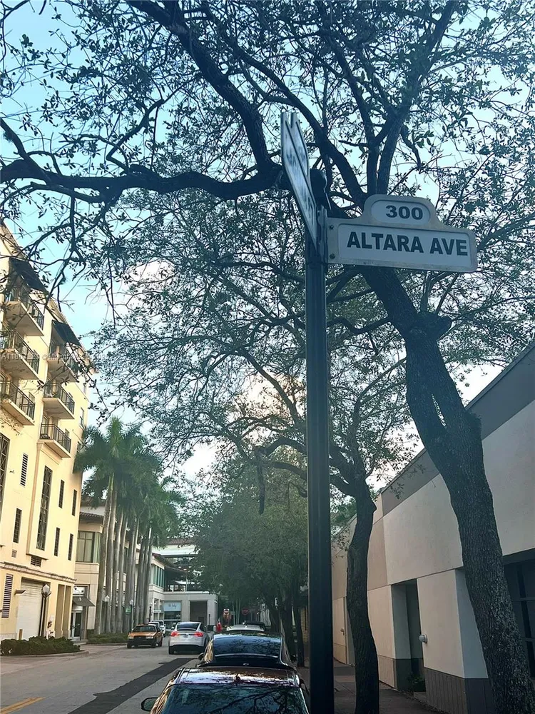 Merrick Manor #810 image #41