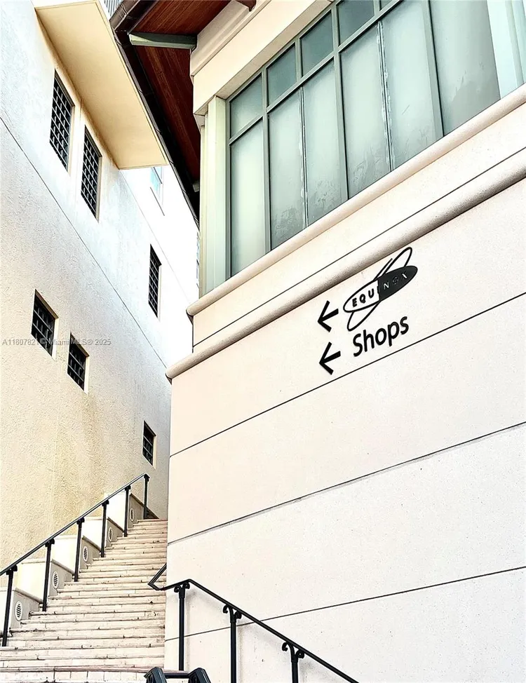 Merrick Manor #810 image #45