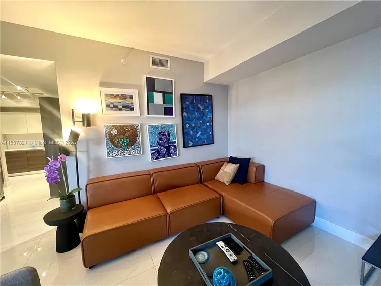 Merrick Manor #810 image #7