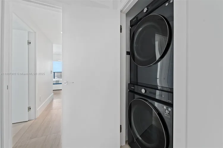 Paraiso Bay #4101 image #15