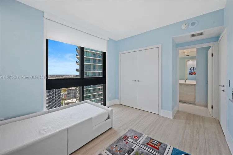 Paraiso Bay #4101 image #16