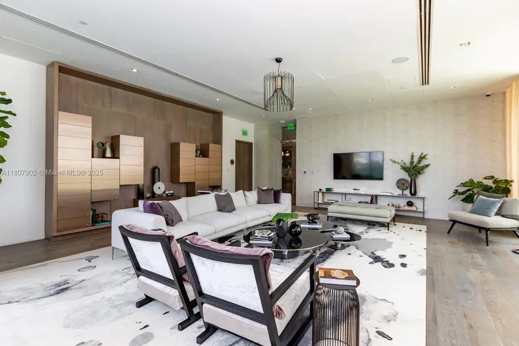 Paraiso Bay #4101 image #24