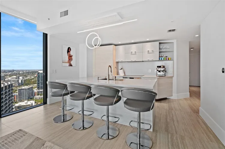 Paraiso Bay #4101 image #6