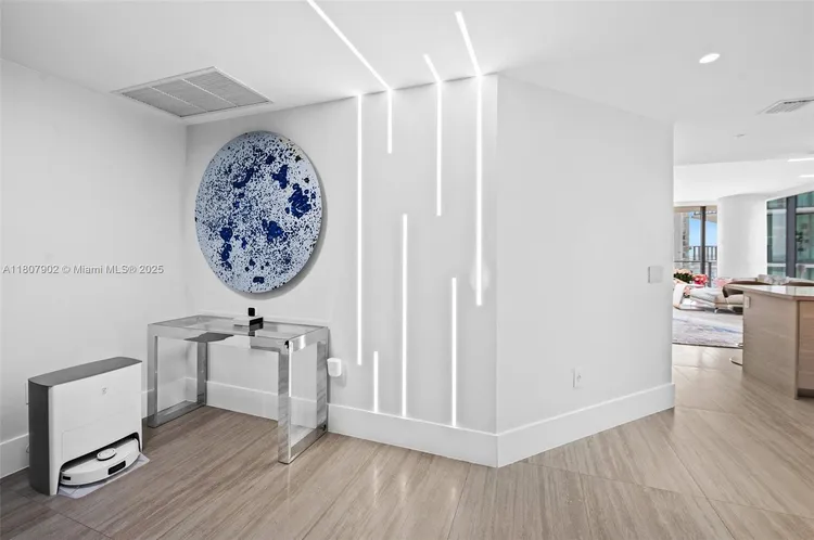 Paraiso Bay #4101 image #8