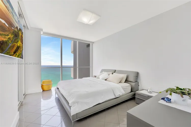 La Gorce #TS8 image #29