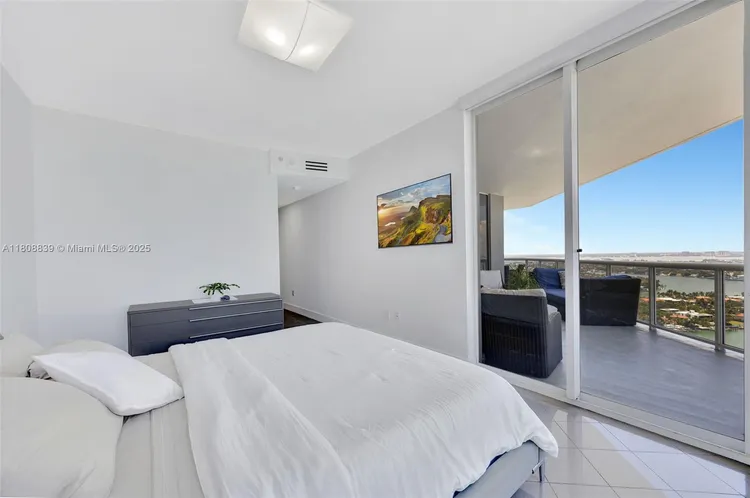 La Gorce #TS8 image #32