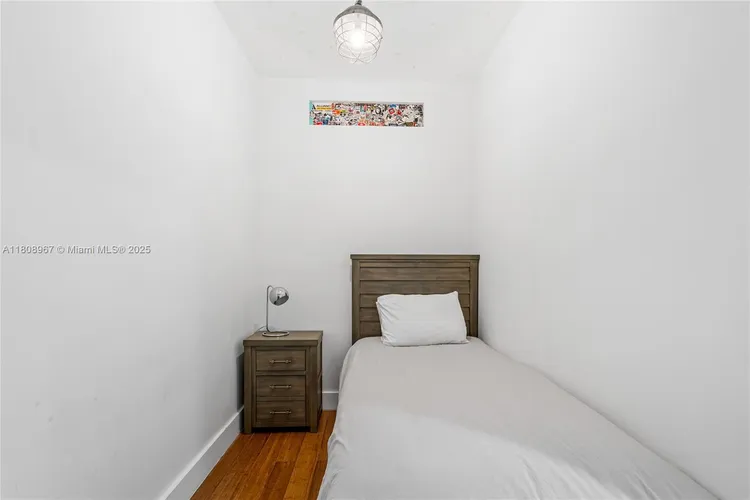 Key Colony I - Tidemark #1030 image #29