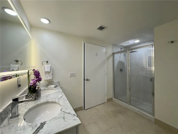 The Plaza on Brickell North #2607 image #28