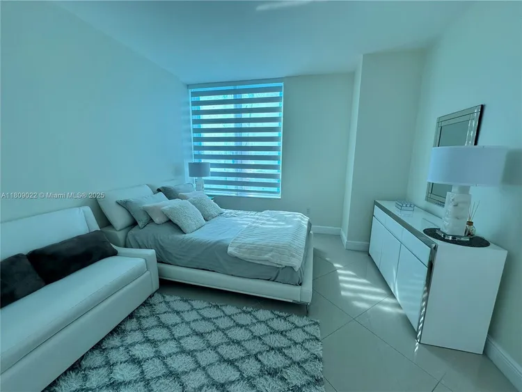 The Plaza on Brickell North #2607 image #6