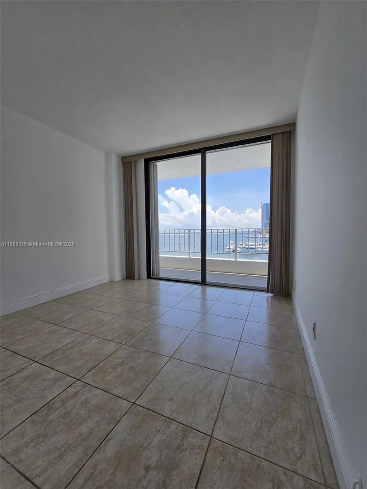 Brickell Harbour #6B image #22