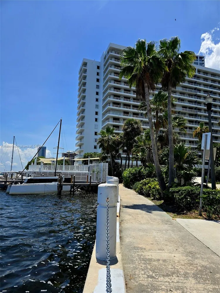 Brickell Harbour #6B image #33